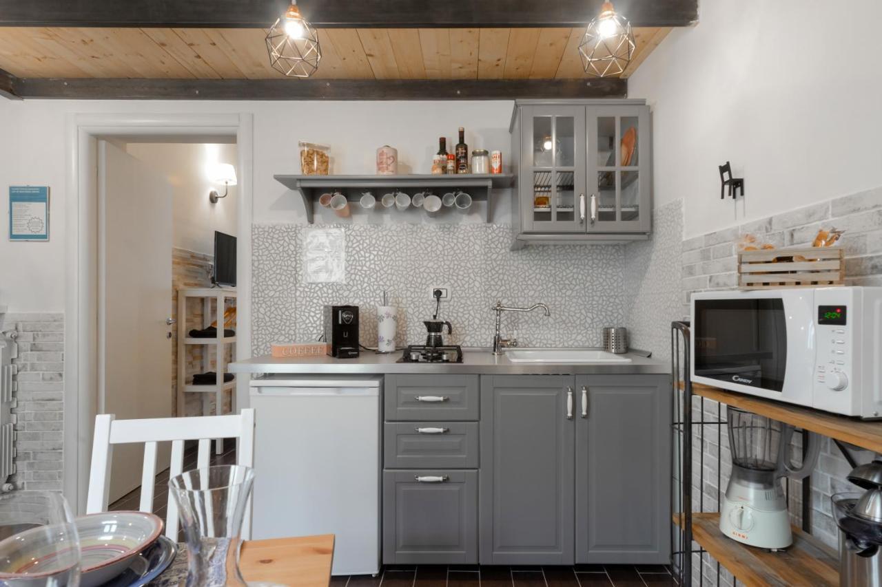 Casa Rebecca Apartment Бриндизи Екстериор снимка